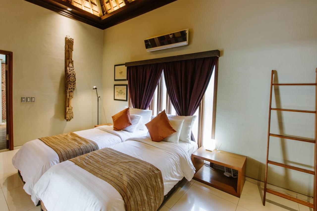 Pronoia Beach Resort Jimbaran  Exterior photo