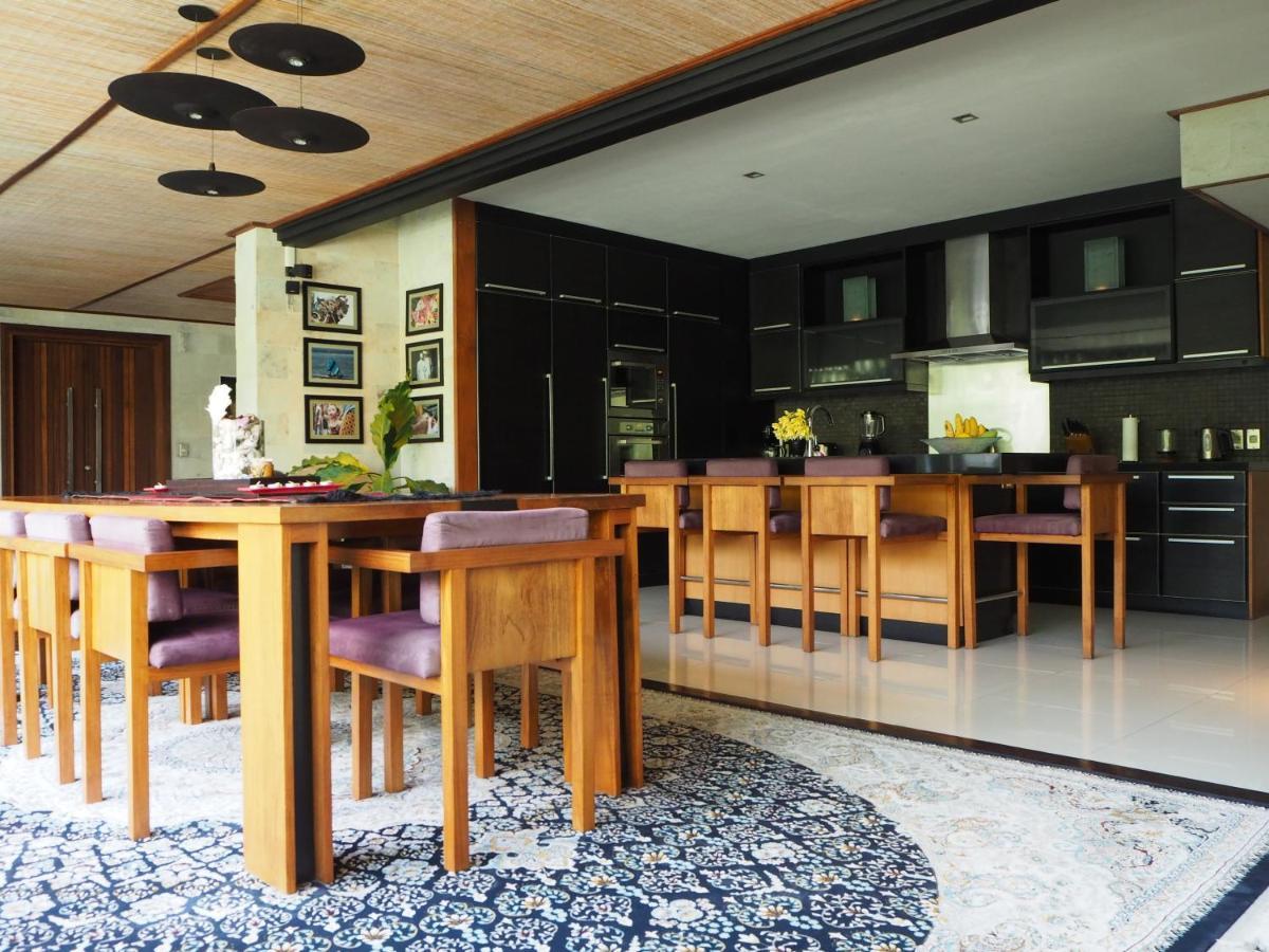 Pronoia Beach Resort Jimbaran  Exterior photo